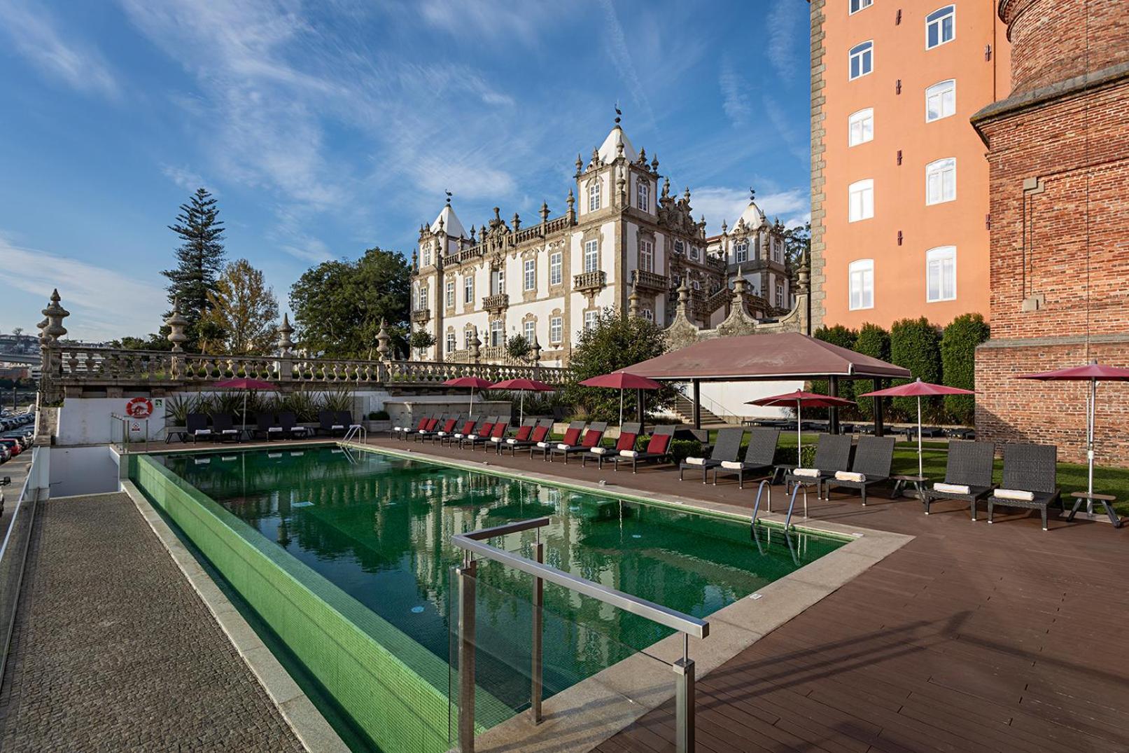 Pestana Palacio Do Freixo, Pousada & National Monument - The Leading Hotels Of The World Porto Exterior photo The swimming pool